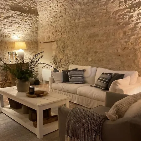 Domaine De Pragelier Guest house *